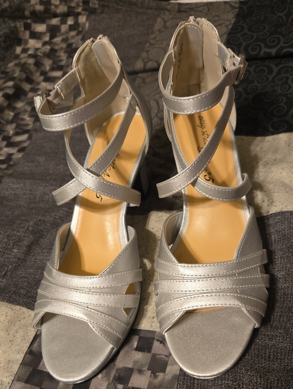 Easy Spirit Silver Satin Metallic Strappy Ankle-Heel Sandals
